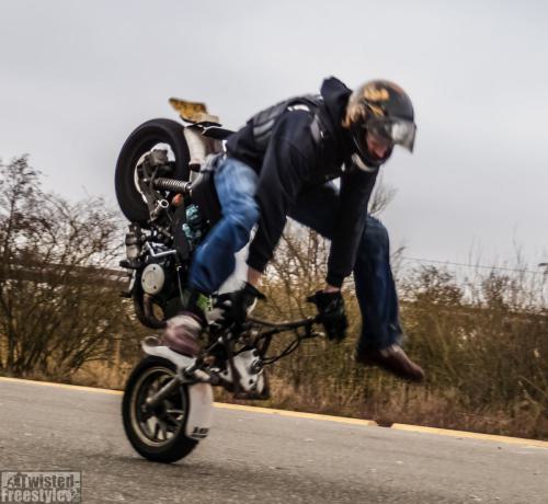 Stuntmotoren-lommel-image003 (1) (1) (1)